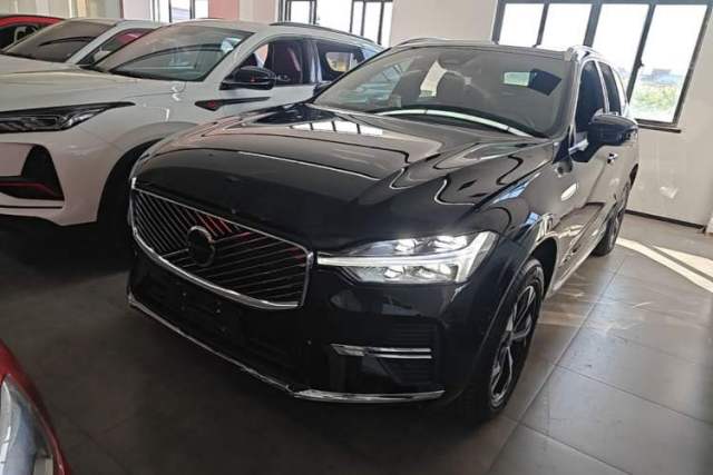 Used Volvo XC60 2026 B5 4x4 Smart Luxury Edition