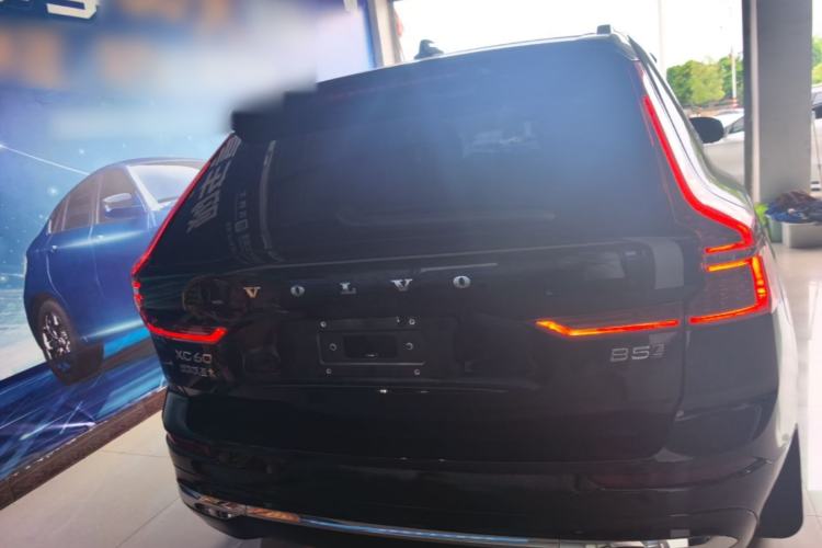 Used Volvo XC60 2026 B5 4x4 Smart Luxury Edition Rear