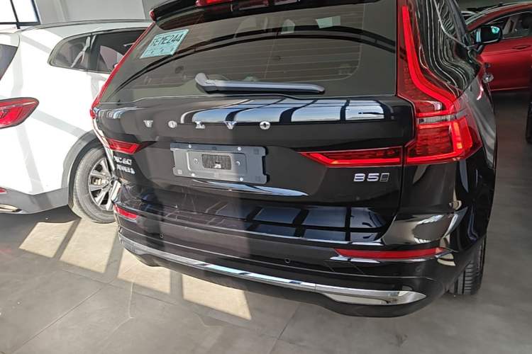 Used Volvo XC60 2026 B5 4x4 Smart Luxury Edition Rear