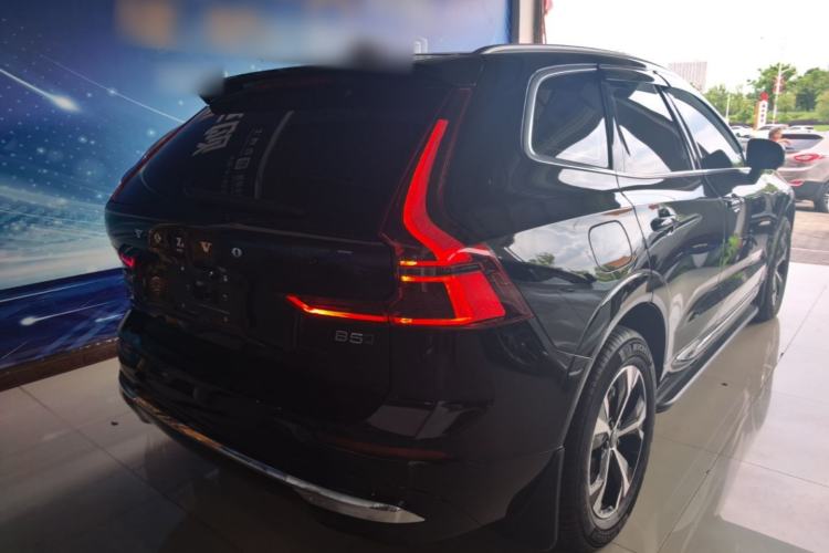 Used Volvo XC60 2026 B5 4x4 Smart Luxury Edition Rear Right 45 Deg