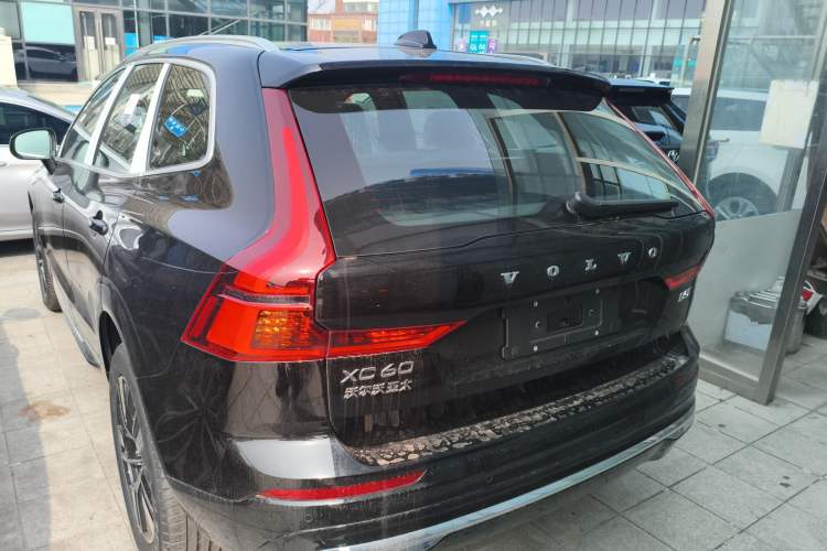 Used Volvo XC60 2026 B5 4x4 Smart Luxury Edition Rear