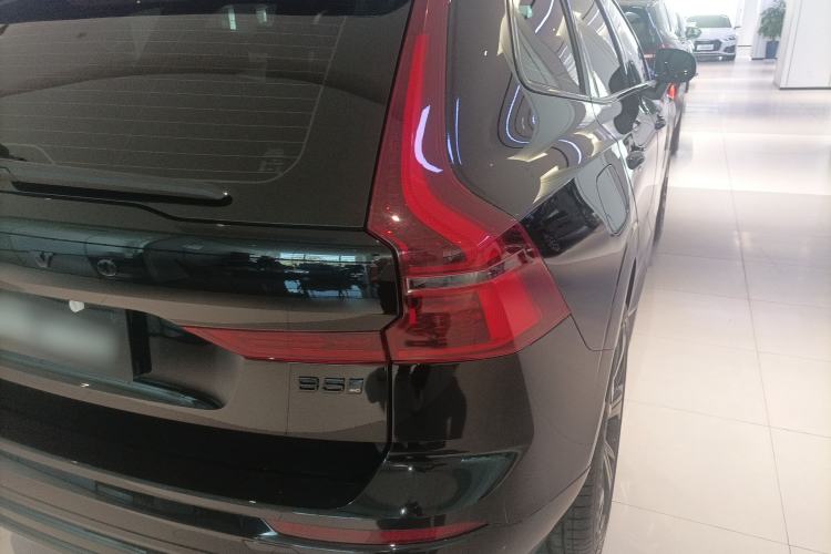 Used Volvo XC60 2026 B5 4x4 Smart Range Extreme Night Black Edition Right Rear Taillight