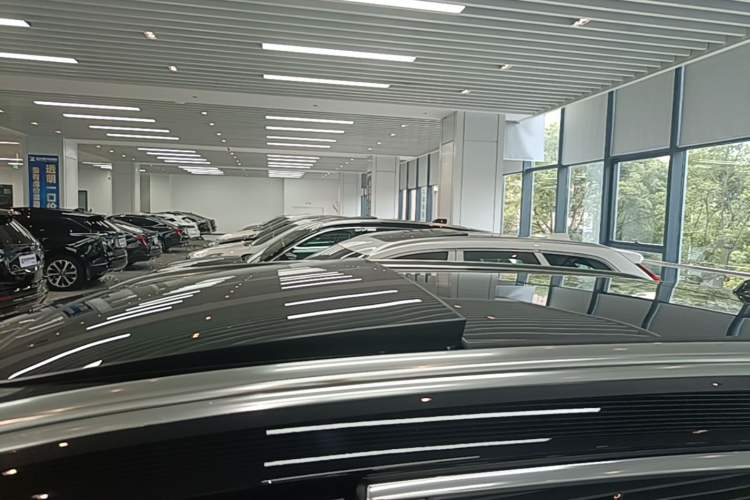 Used Volvo XC60 2026 B5 4x4 Smart Luxury Edition Roof