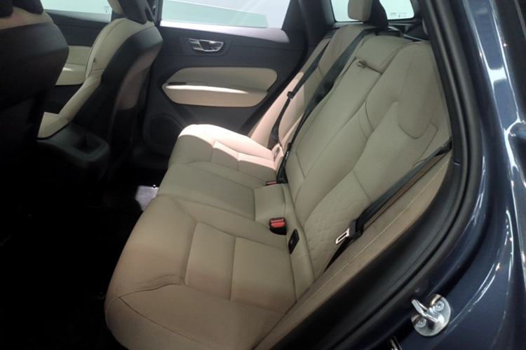 Used Volvo XC60 2026 B5 4x4 Smart Luxury Edition Left Rear Seat