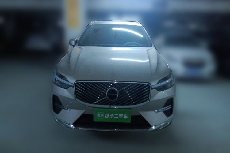 Used Volvo XC60 2026 B5 4x4 Smart Luxury Edition Front