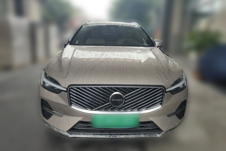 Used Volvo XC60 2026 B5 4x4 Smart Luxury Edition Front
