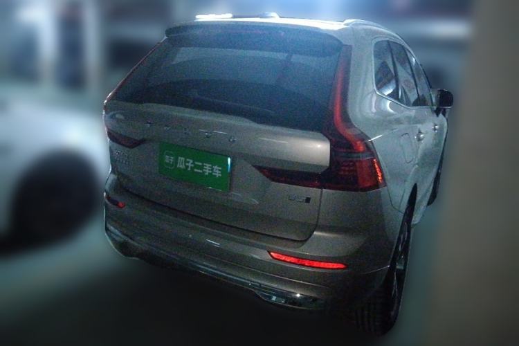 Used Volvo XC60 2026 B5 4x4 Smart Luxury Edition Rear Right 45 Deg