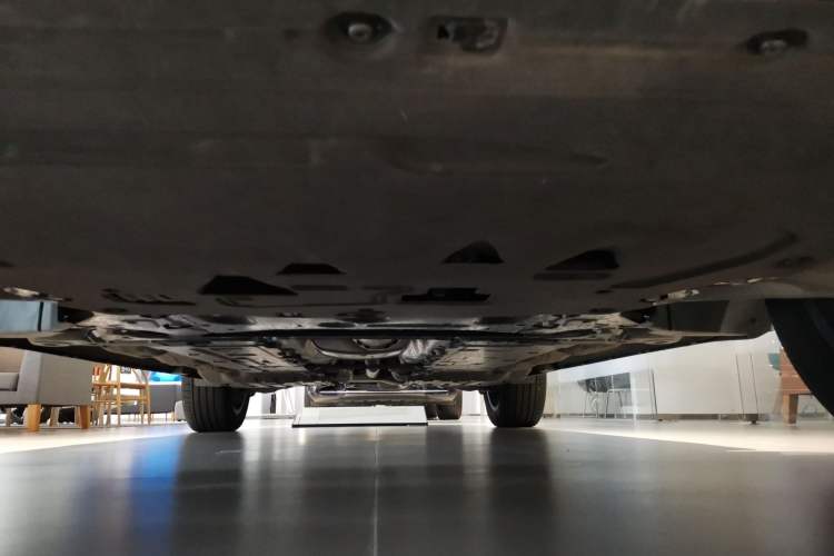 Used Volvo XC60 2026 B5 4x4 Smart Luxury Edition Chassis Front
