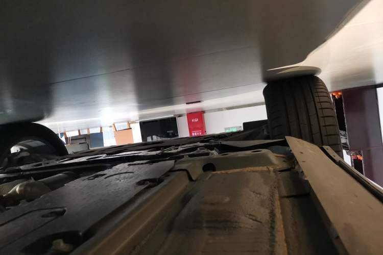 Used Volvo XC60 2026 B5 4x4 Smart Luxury Edition Chassis Front Left