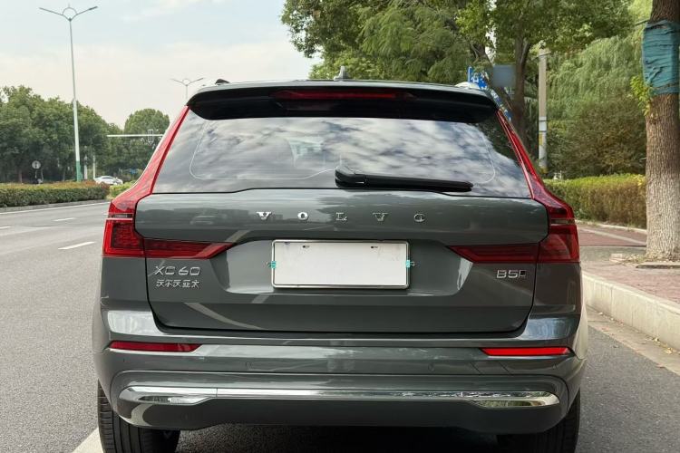 Used Volvo XC60 2026 B5 4x4 Smart Luxury Edition Exterior 1