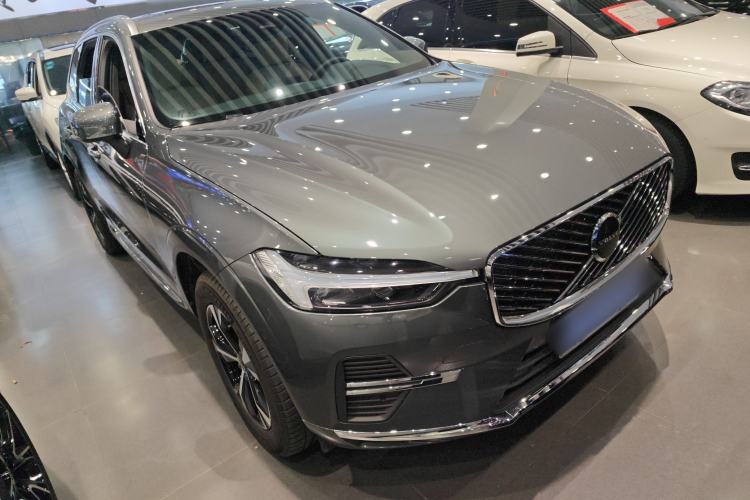 Used Volvo XC60 2026 B5 4x4 Smart Luxury Edition Exterior 6