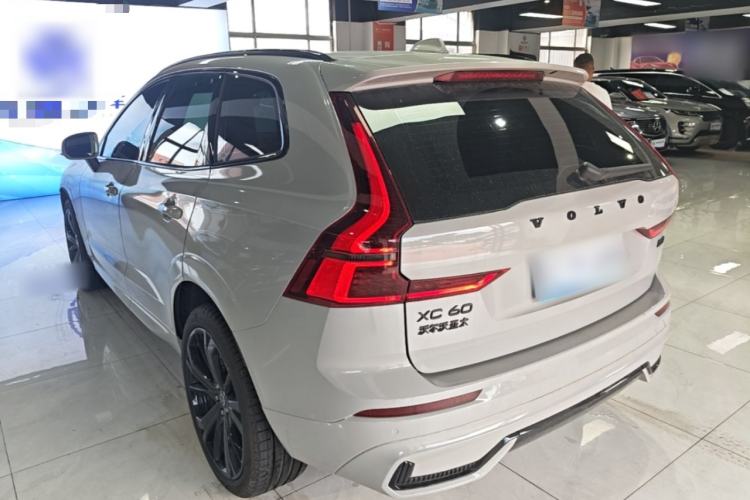 Used Volvo XC60 2026 B5 4x4 Smart Range Extreme Night Black Edition Rear Left 45 Deg