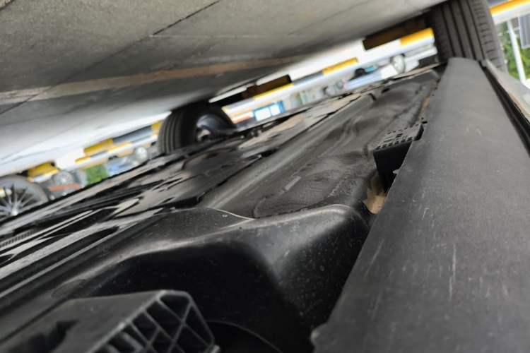 Used Volvo XC60 2026 B5 4x4 Smart Luxury Edition Chassis Rear Left