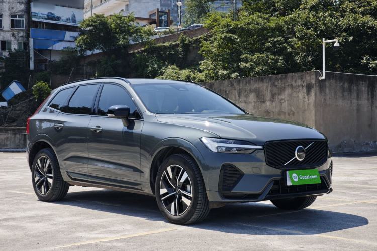 Used Volvo XC60 2026 B5 4x4 SmartDrive Sport Edition Exterior 2