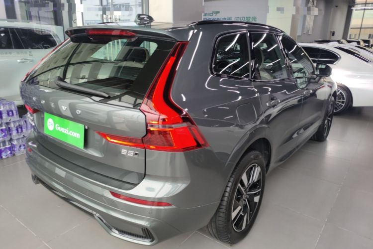 Used Volvo XC60 2026 B5 4x4 SmartDrive Sport Edition Exterior 5