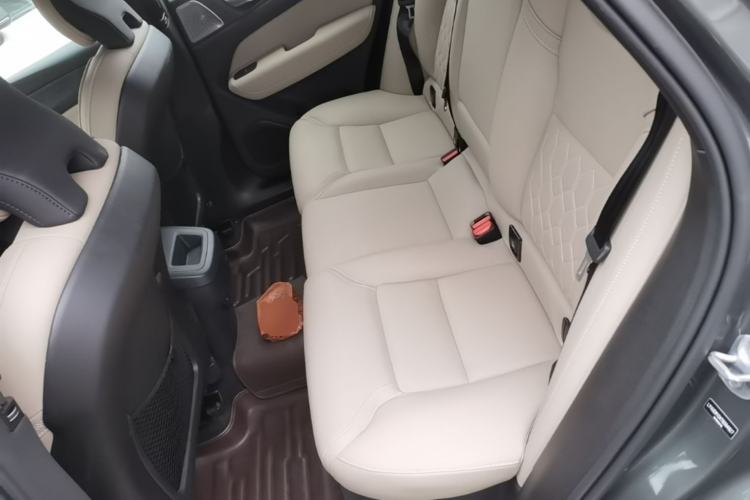 Used Volvo XC60 2026 B5 4x4 SmartDrive Sport Edition Left Rear Seat