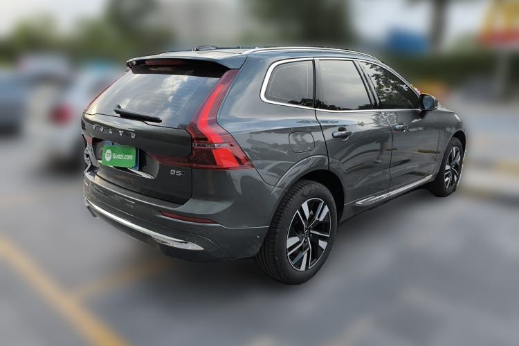 Used Volvo XC60 2026 B5 4x4 Smart Luxury Edition Rear Right 45 Deg