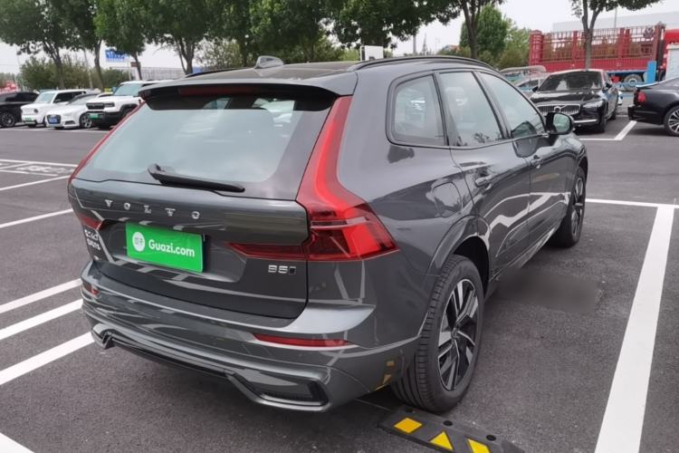 Used Volvo XC60 2026 B5 4x4 SmartDrive Sport Edition Rear Right 45 Deg