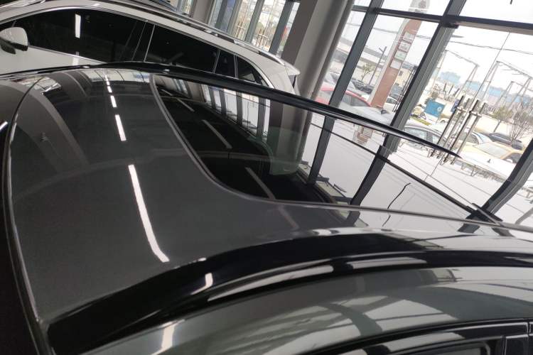Used Volvo XC60 2026 B5 4x4 SmartDrive Sport Edition Roof