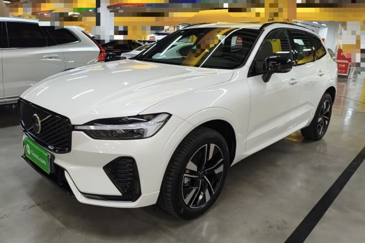 Volvo XC60 2026 B5 4x4 SmartDrive Sport Edition