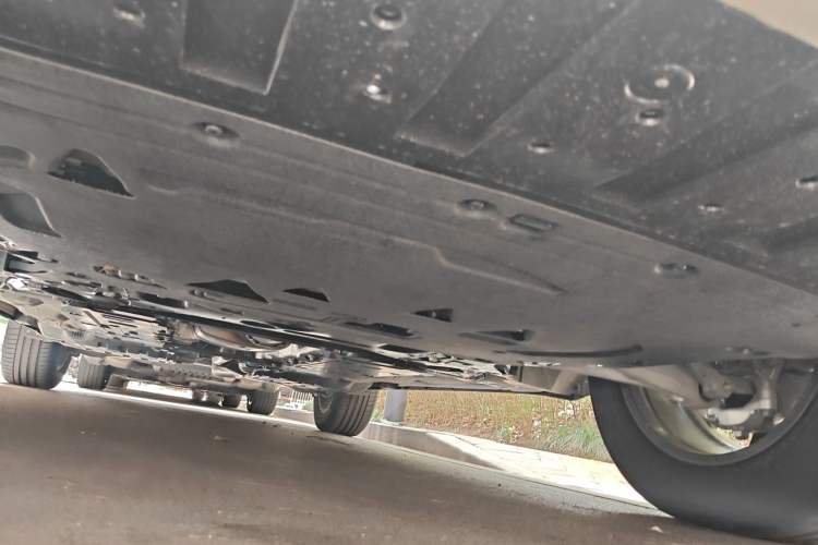 Used Volvo XC60 2026 B5 4x4 Smart Luxury Edition Chassis Front
