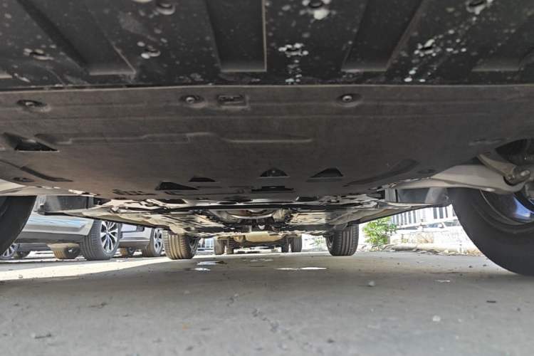Used Volvo XC60 2026 B5 4x4 Smart Luxury Edition Chassis Front