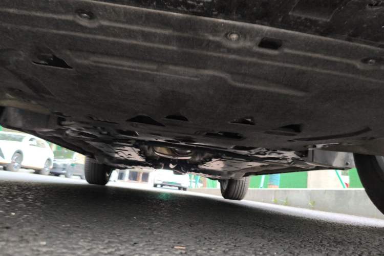 Used Volvo XC60 2026 B5 4x4 Smart Luxury Edition Chassis Front
