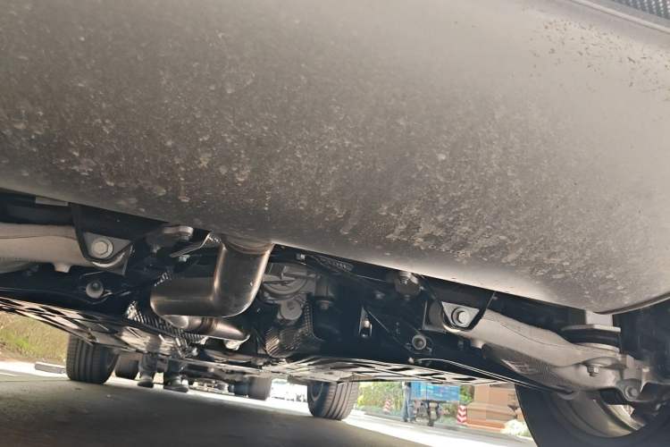 Used Volvo XC60 2026 B5 4x4 Smart Luxury Edition Chassis Rear