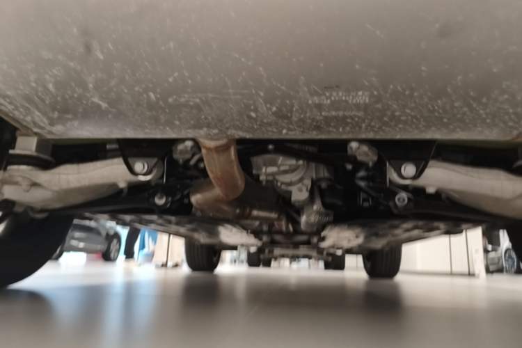 Used Volvo XC60 2026 B5 4x4 Smart Luxury Edition Chassis Rear