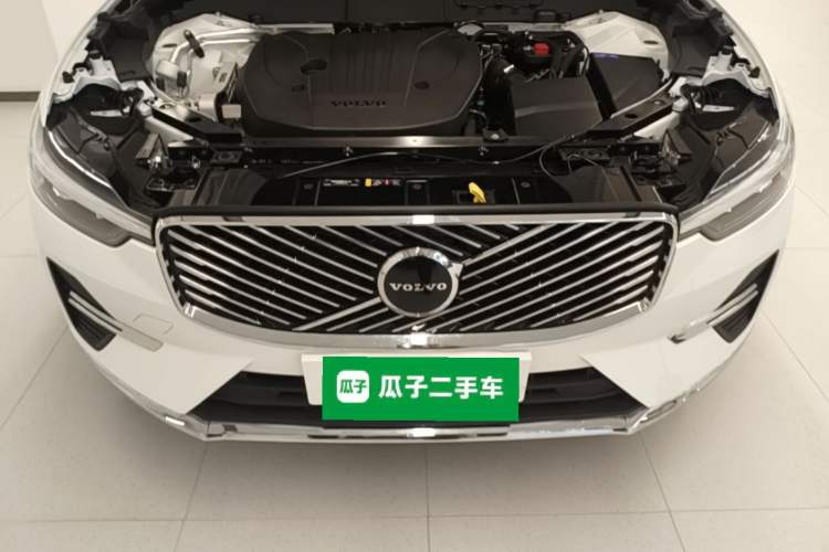 Used Volvo XC60 2026 B5 4x4 Smart Luxury Edition Engine Bay