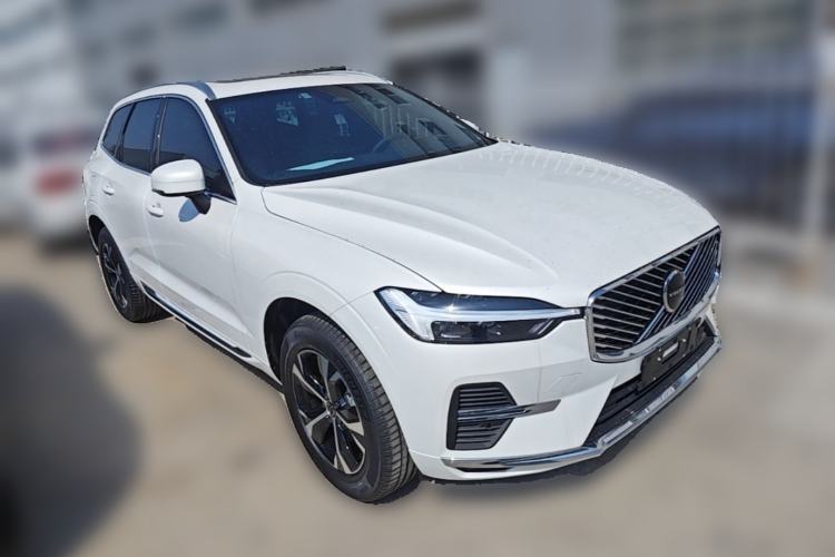 Used Volvo XC60 2026 B5 4x4 Smart Luxury Edition Exterior 1