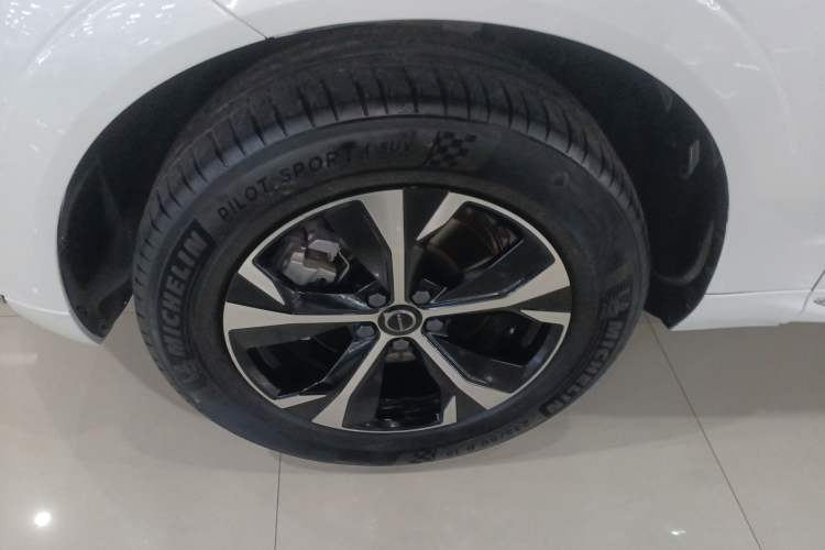 Used Volvo XC60 2026 B5 4x4 Smart Luxury Edition Exterior 4