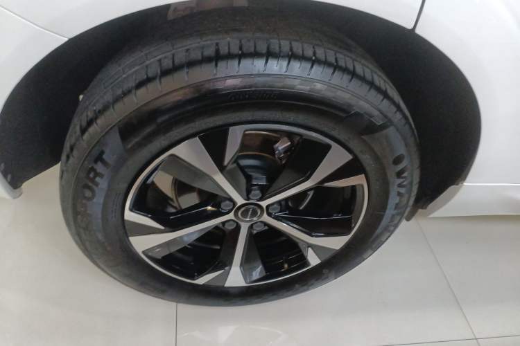 Used Volvo XC60 2026 B5 4x4 Smart Luxury Edition Exterior 5