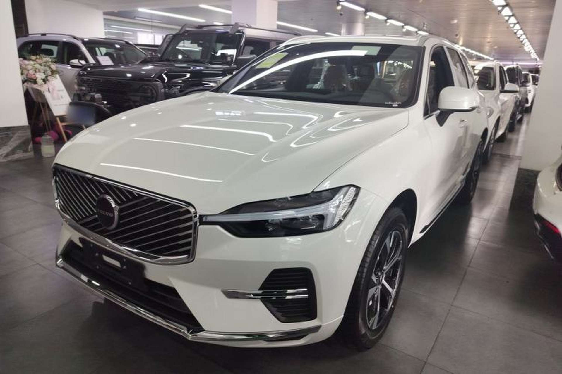 Used Volvo XC60 2026 B5 4x4 Smart Luxury Edition Front Left 45 Deg