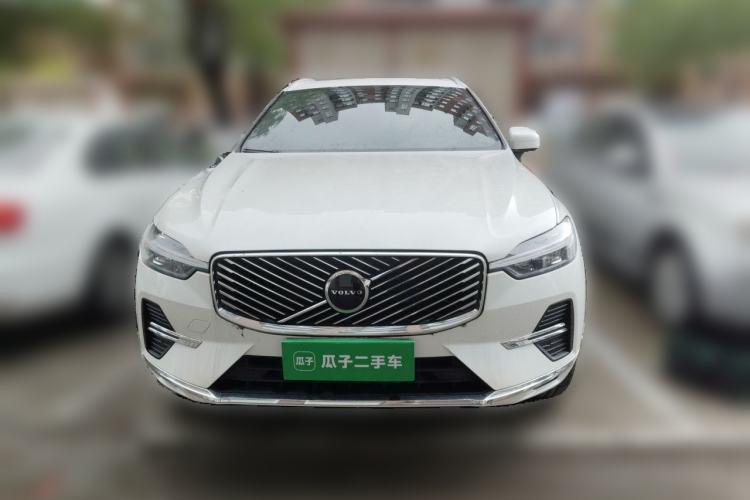 Used Volvo XC60 2026 B5 4x4 Smart Luxury Edition Front