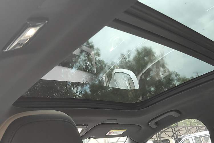 Used Volvo XC60 2026 B5 4x4 Smart Luxury Edition Headliner