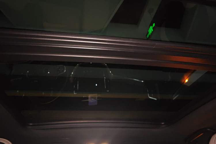 Used Volvo XC60 2026 B5 4x4 Smart Luxury Edition Headliner