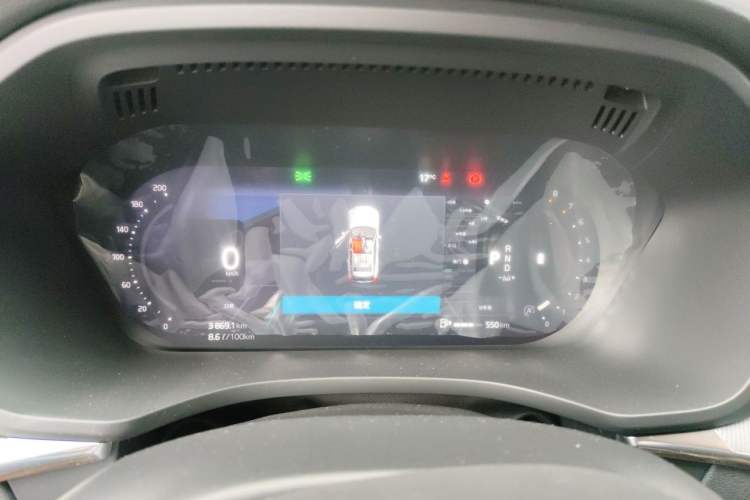 Used Volvo XC60 2026 B5 4x4 Smart Luxury Edition Instrument Cluster