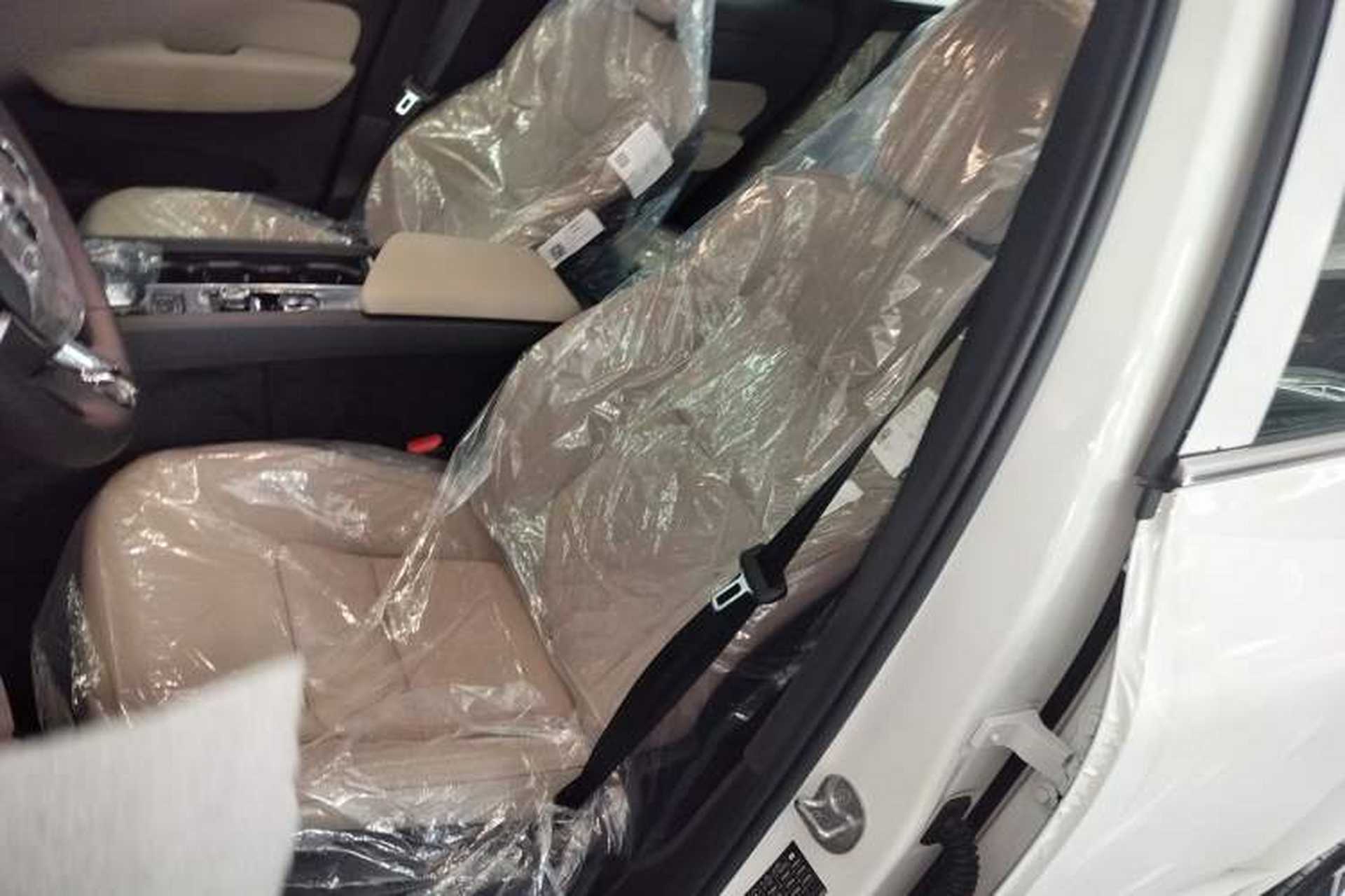 Used Volvo XC60 2026 B5 4x4 Smart Luxury Edition Left Front Seat