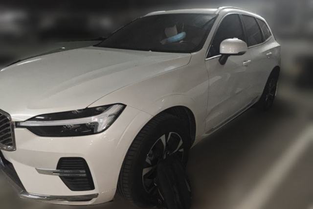 Used Volvo XC60 2026 B5 4x4 Smart Luxury Edition