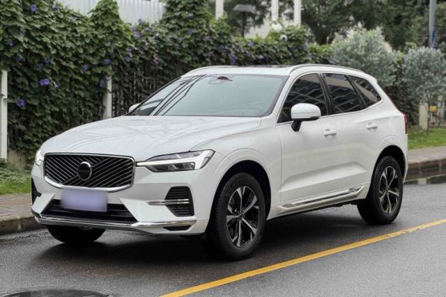 Used Volvo XC60 2026 B5 4x4 Smart Luxury Edition