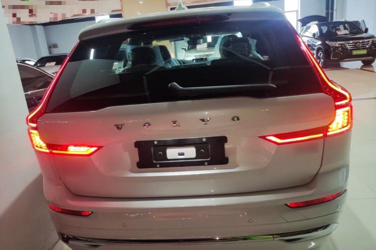Used Volvo XC60 2026 B5 4x4 Smart Luxury Edition Rear