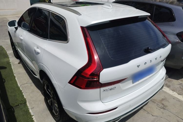 Used Volvo XC60 2026 B5 4x4 Smart Luxury Edition Rear Left 45 Deg