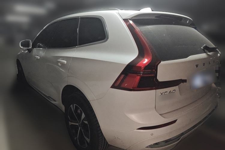 Used Volvo XC60 2026 B5 4x4 Smart Luxury Edition Rear Left 45 Deg