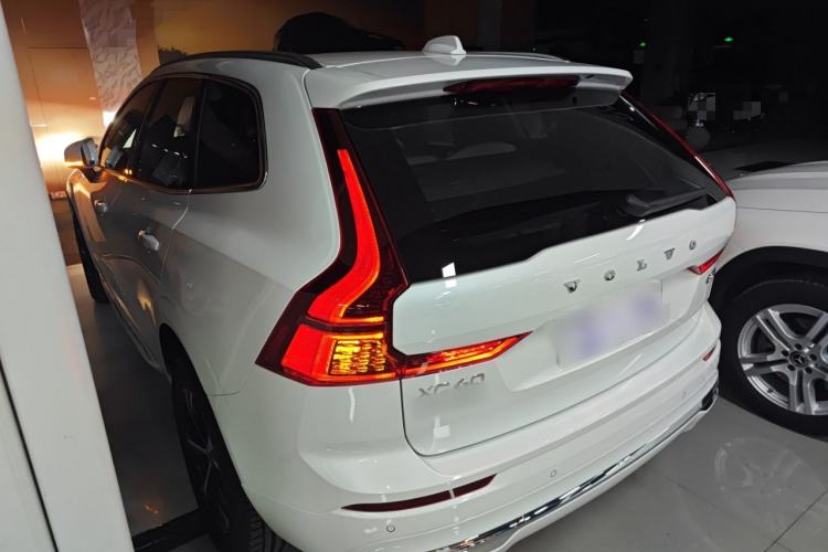 Used Volvo XC60 2026 B5 4x4 Smart Luxury Edition Rear Left 45 Deg