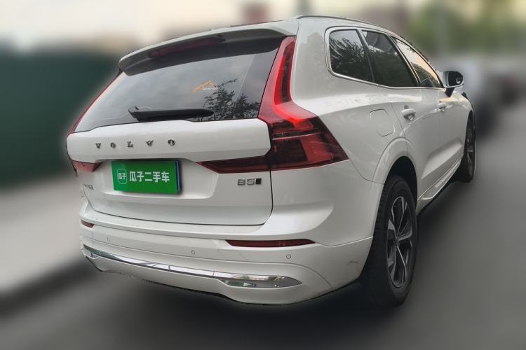 Used Volvo XC60 2026 B5 4x4 Smart Luxury Edition Rear Right 45 Deg