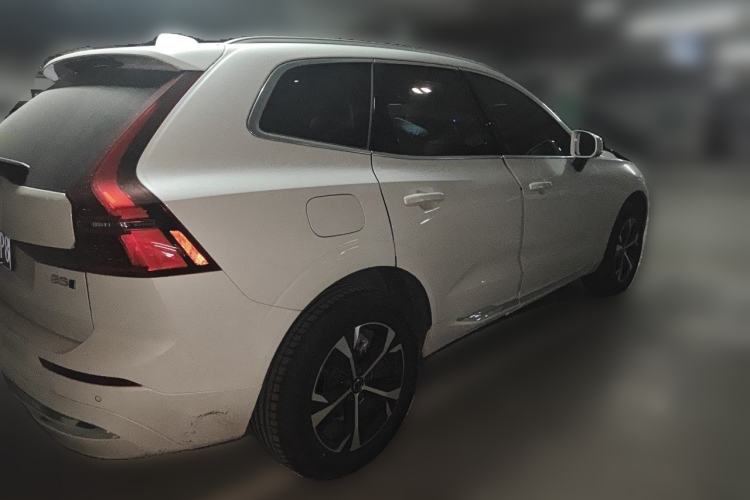 Used Volvo XC60 2026 B5 4x4 Smart Luxury Edition Rear Right 45 Deg