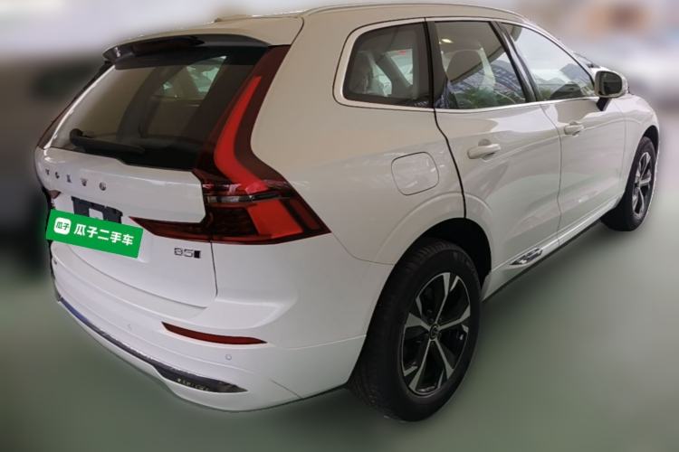 Used Volvo XC60 2026 B5 4x4 Smart Luxury Edition Rear Right 45 Deg
