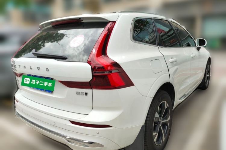 Used Volvo XC60 2026 B5 4x4 Smart Luxury Edition Rear Right 45 Deg