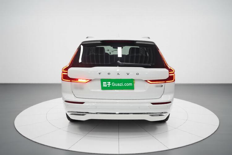 Used Volvo XC60 2026 B5 4x4 Smart Luxury Edition Rear